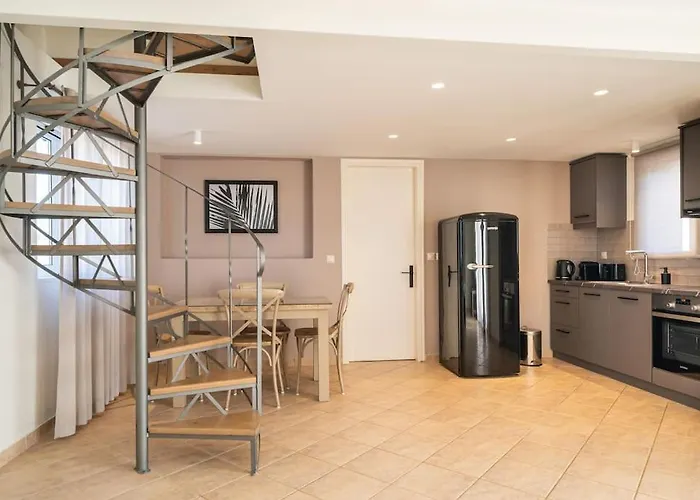 Seashell Luxury Residence - Apartment 2